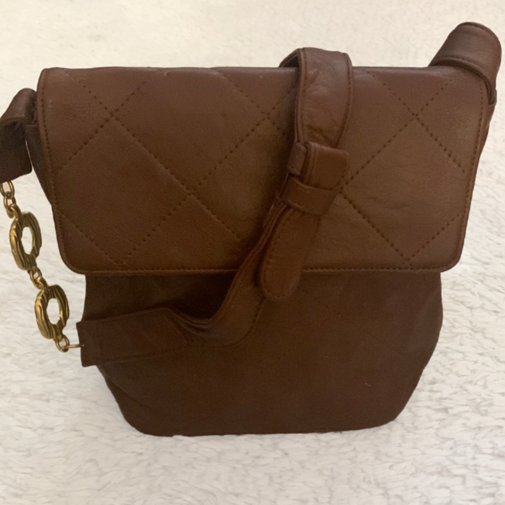 VINTAGE 80s Bloomingdales Brown Leather Gold Accent Shoulder Bag